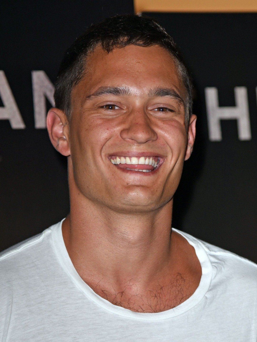 How tall is Rafi Gavron?